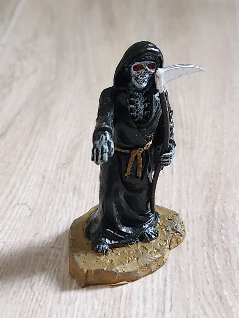 Lemax Spooky Town Grim Reaper Figurine Halloween Village Grim Reaper Scythe